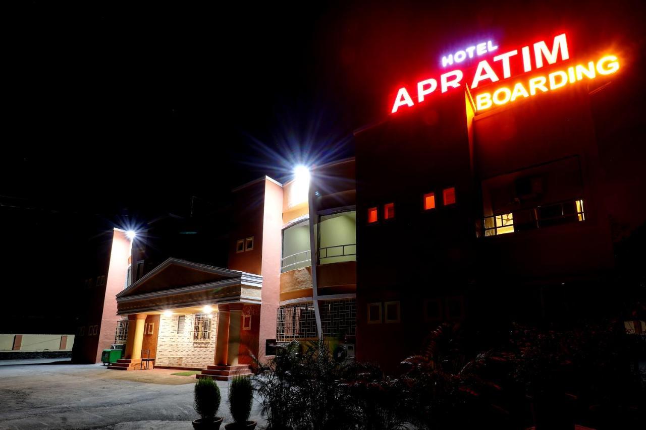 Ulhāsnagar Hotel Apratim Lodging & Boarding מראה חיצוני תמונה
